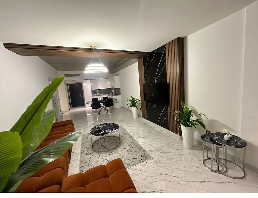 Stunning Skyview Luxury Apt Floor 40 Plus İstanbul 0*,  Türkiye